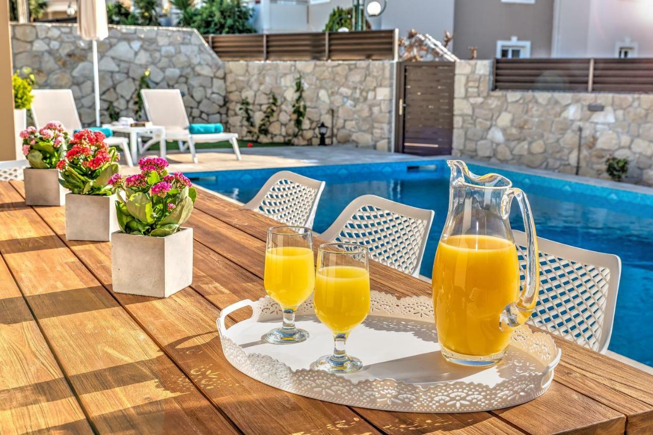 Platanias Villa Mirsini 외부 사진